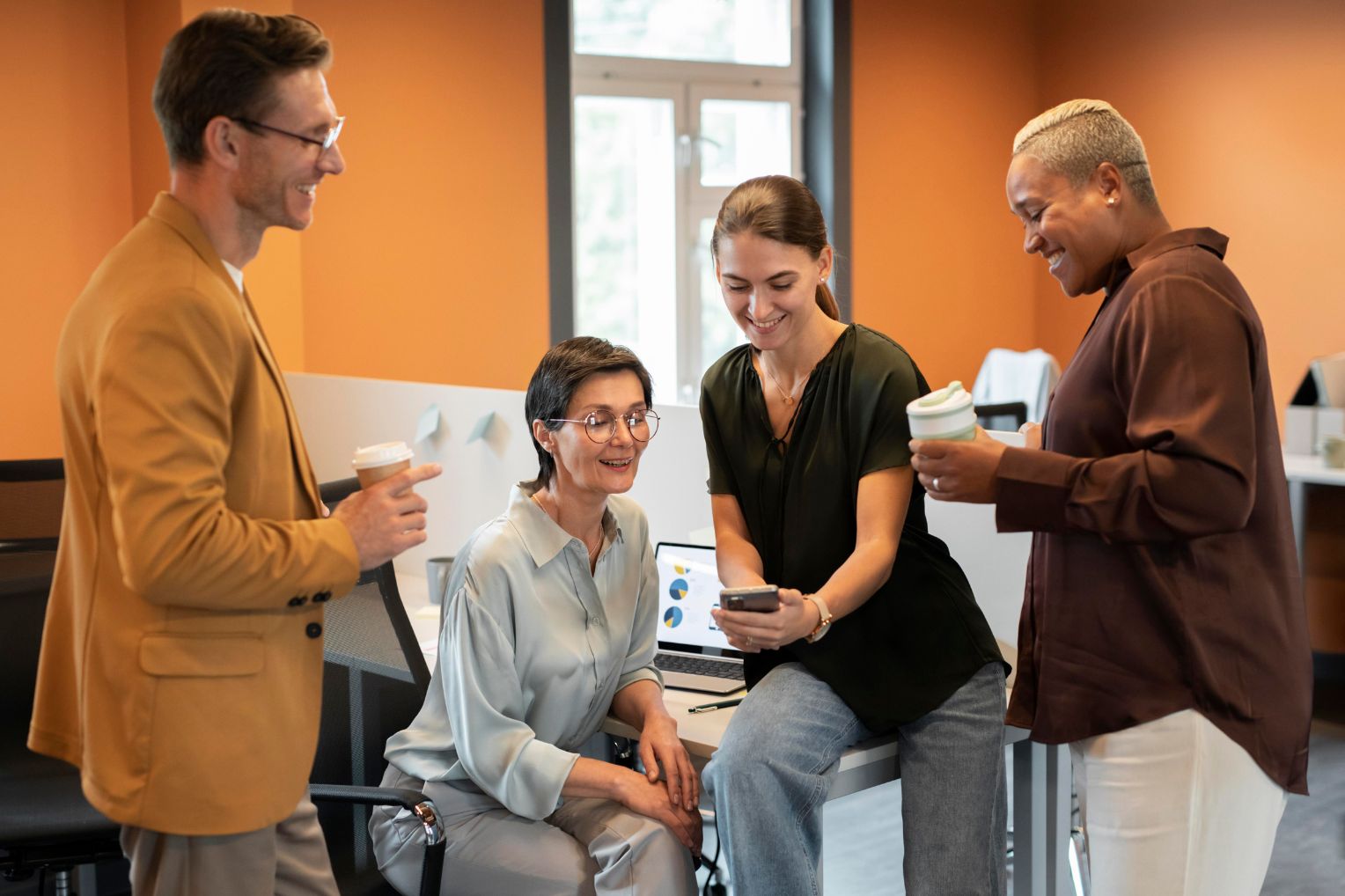 A support worker helps participants achieve their goals.